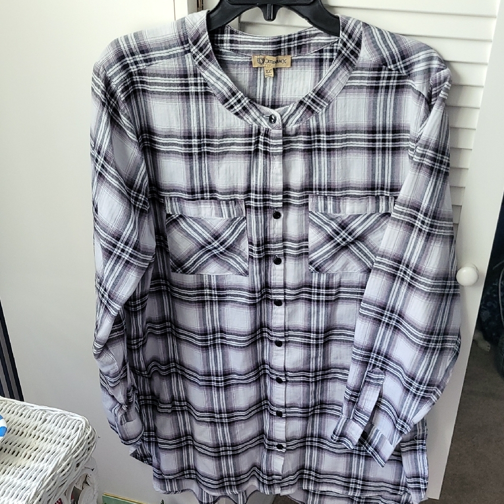 Democracy Black and Gray Tunic Top XL